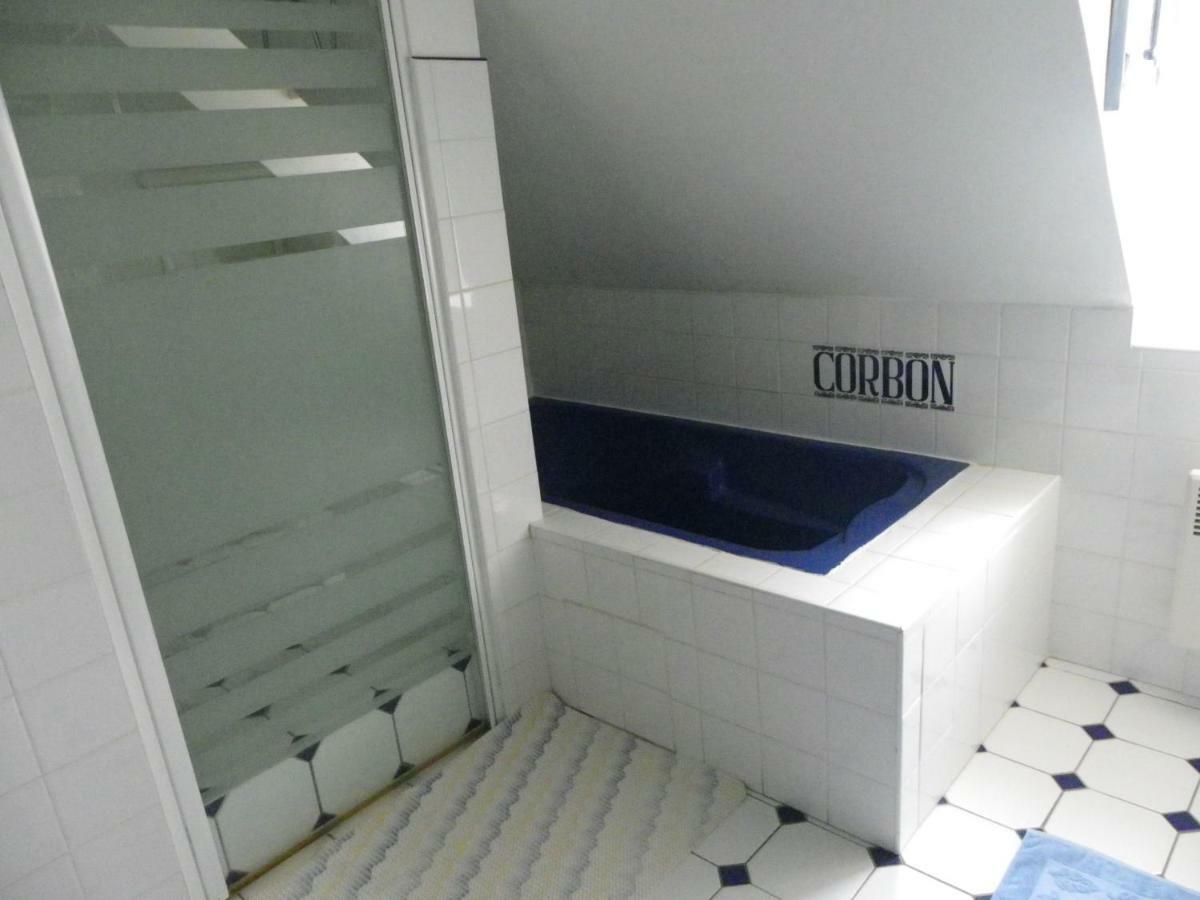 维万Corbon别墅 外观 照片